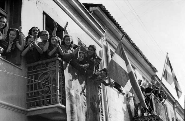 Σαν σήμερα το 1944: Η Αθήνα και πάλι ελεύθερη
