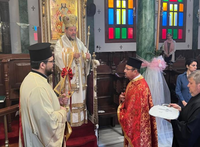 Ο Μητροπολίτης Προύσης στον Ιερό Ναό Αγίου Γεωργίου Μακροχωρίου