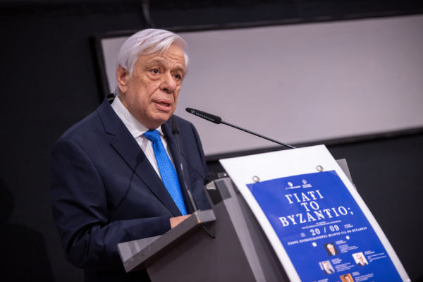 “Νομικές Μελέτες” – Κυκλοφορία νέου βιβλίου του Προκόπη Παυλόπουλου