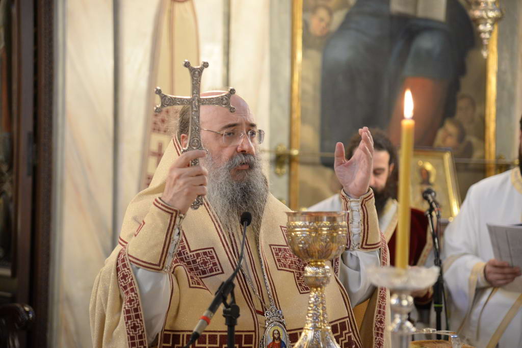 Πατρών Χρυσόστομος προς Ιατρούς: «Σας ευχαριστούμε για την προσφορά σας»