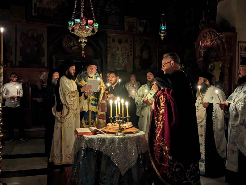 Μονή Αγίου Σάββα Ηγιασμένου: Με ικεσίες για ειρήνη στη Μέση Ανατολή εορτάστηκε η 58η επέτειος επανακομιδής του λειψάνου του Αγίου