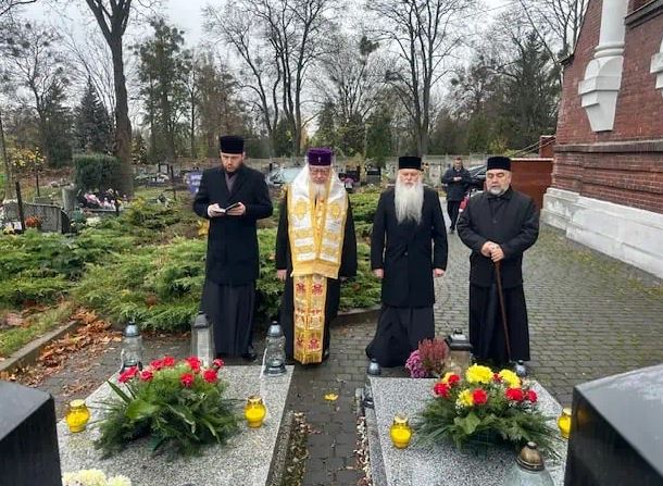 Επίσκεψη Μητροπολίτη Βαρσοβίας στο Κοιμητήριο του Λοτζ