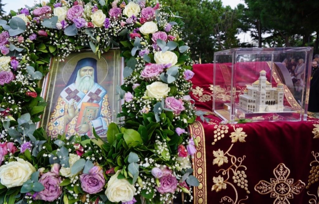 ‎البطريرك المسكوني في سيليفريا، مسقط رأس القديس نكتاريوس