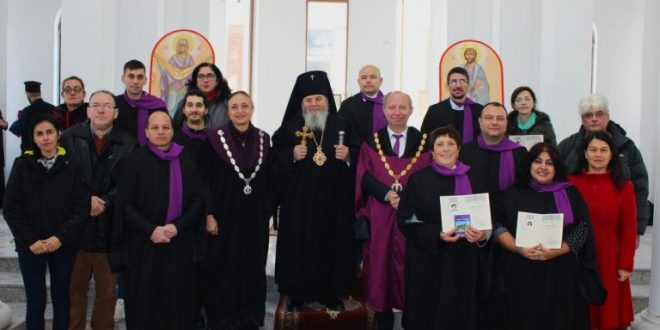 Абсолвентите от Православния богословски факултет на ВТУ получиха дипломите си за завършено висше образование