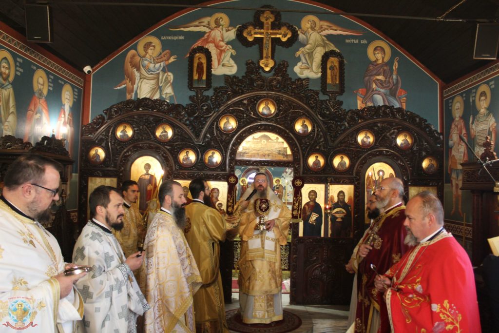 Архиерейска литургия в столичния храм „Св. Мина“, кв. „Модерно предградие“