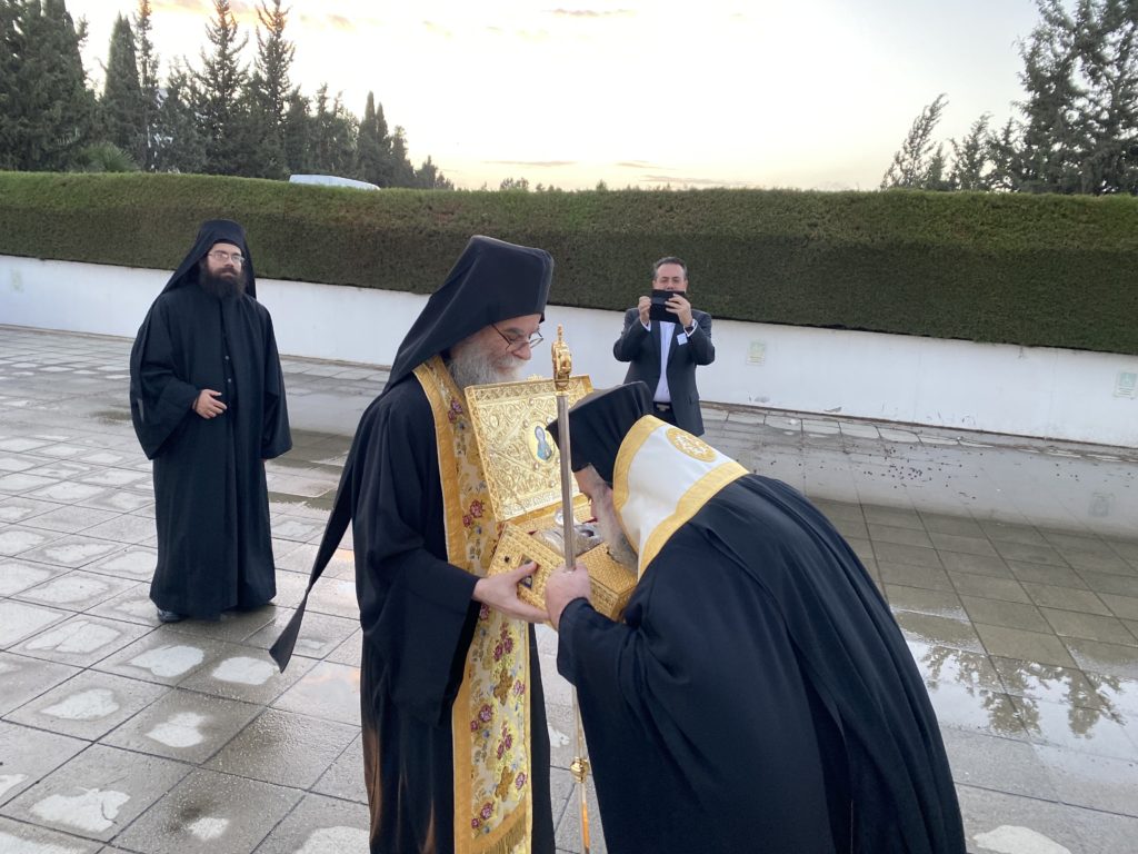 Η Λάρνακα υποδέχθηκε τα Ιερά Λείψανα του Αγίου Αποστόλου Ανδρέου από τη Μονή Παντοκράτορος