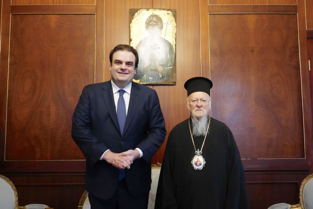 Συνάντηση Κυριάκου Πιερρακάκη με Οικουμενικό Πατριάρχη στο Φανάρι