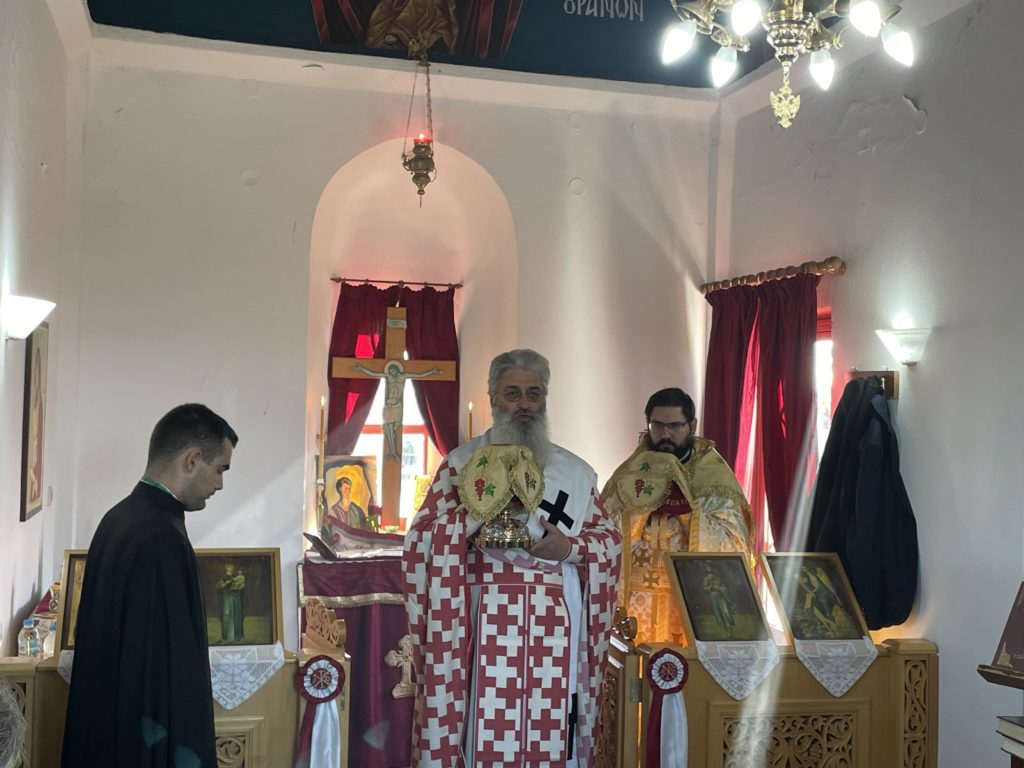 Ο Μητροπολίτης Αλεξανδρουπόλεως στο πανηγυρίζον παρεκκλήσι του Αγίου Ματθαίου στο τελωνείο Κήπων