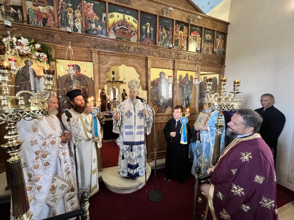 Ο Μητροπολίτης Κυδωνίας στον πανηγυρίζοντα Ναό του Αγίου Ιωάννου του Ελεήμονα