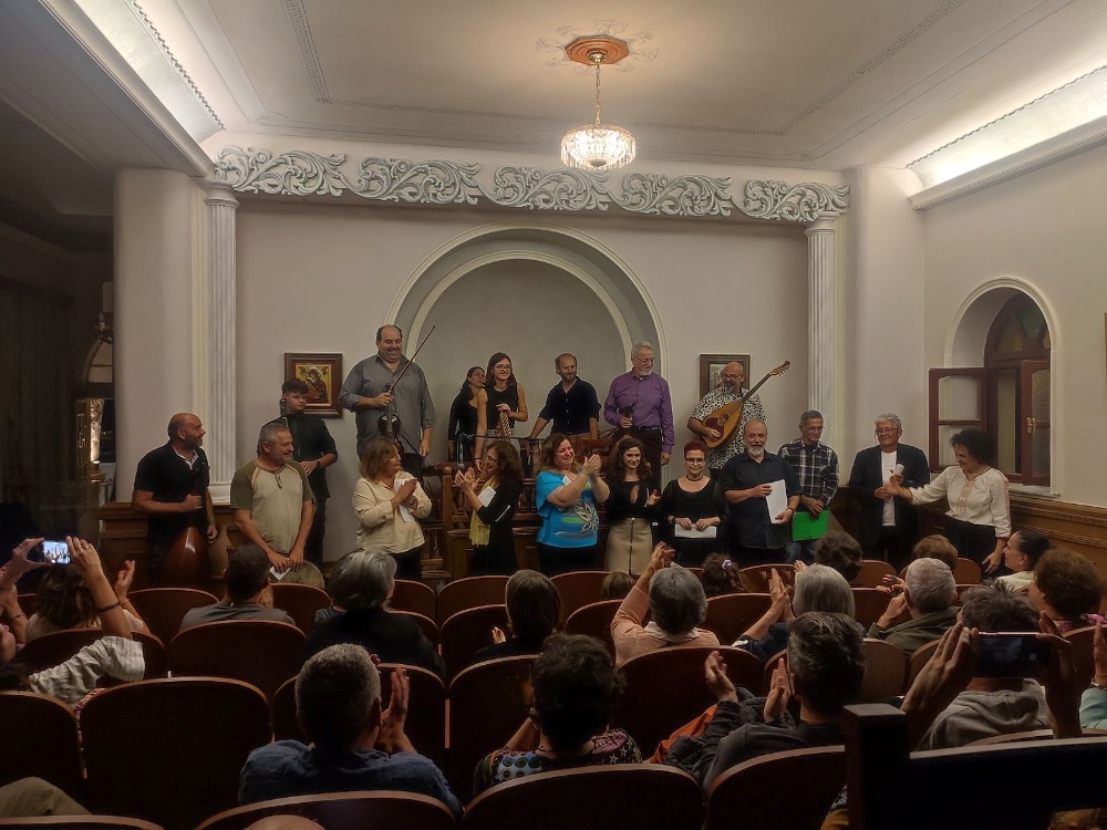 Με μια εντυπωσιακή συναυλία ολοκληρώθηκε το 6ο Σεμινάριο Παραδοσιακής Μουσικής στην Ερμούπολη