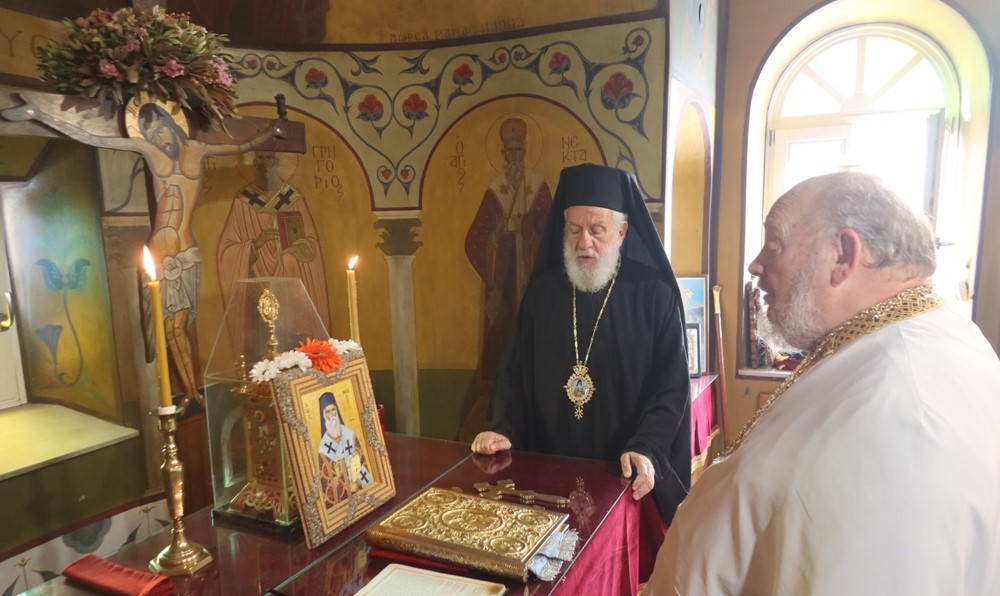 Η εόρτιος μνήμη του Αγίου Νεκταρίου στην Ερμούπολη