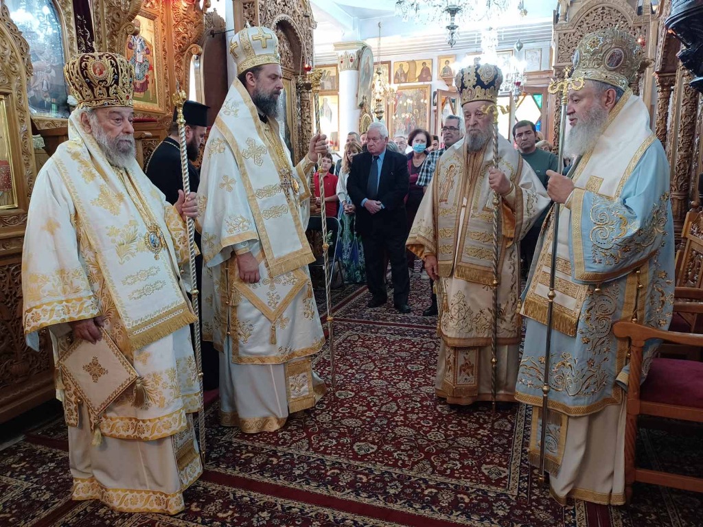 Η εορτή της Σύναξης των Παμμεγίστων Ταξιαρχών και του Αγίου Νεκταρίου στη Χαλκίδα