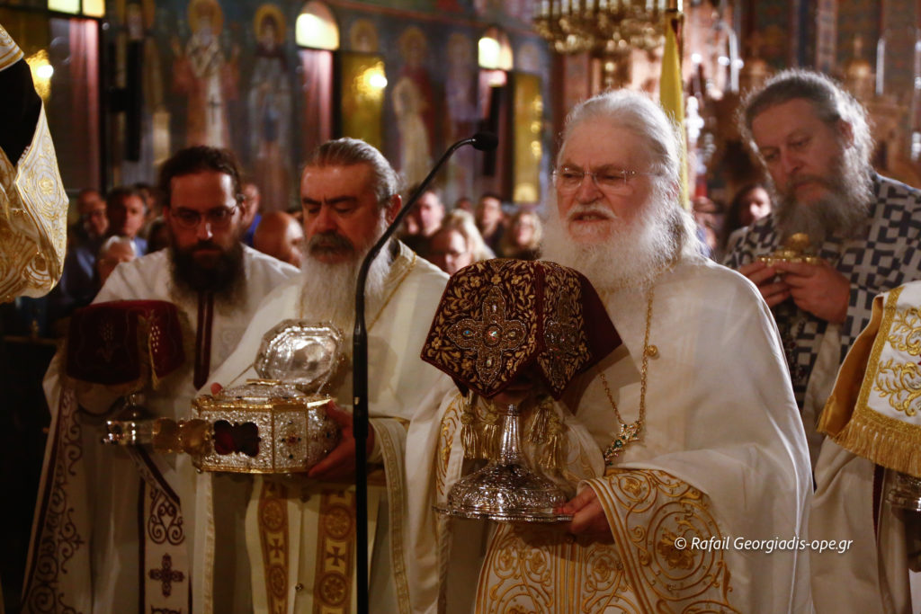 Το ope.gr στην Αγρυπνία ενώπιον της Τιμίας Κάρας του Αγίου Ιωάννη του Χρυσοστόμου στον Ι.Ν. Αγίου Ελευθερίου οδού Αχαρνών (ΦΩΤΟ)