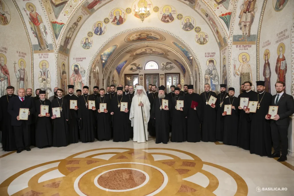 Patriarhul Daniel i-a premiat pe organizatorii sărbătorii Sf. Dimitrie cel Nou: „Hramul nu este doar o tradiție”