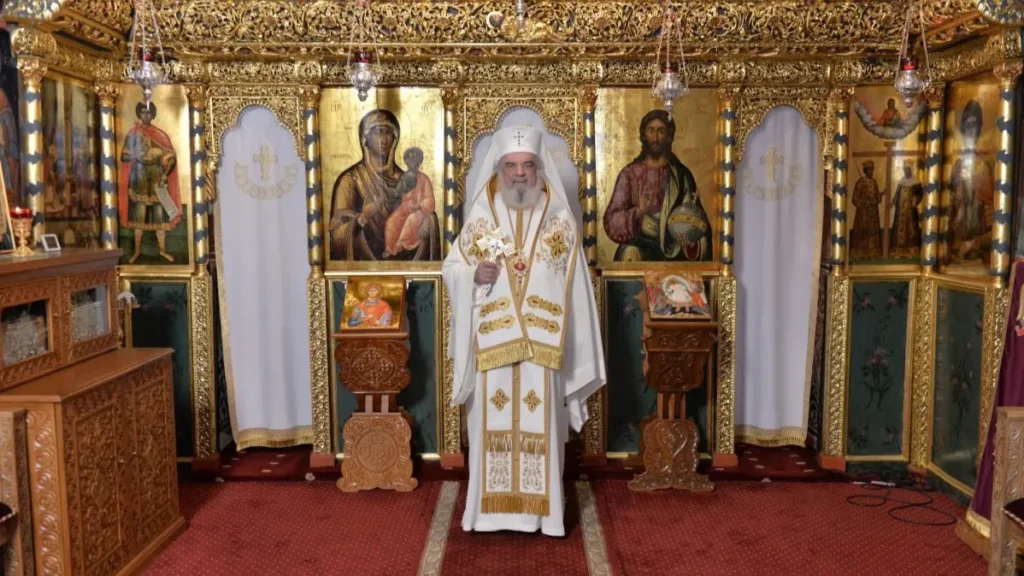 Iubirea milostivă este începutul asemănării omului cu Dumnezeu, spune Patriarhul Daniel