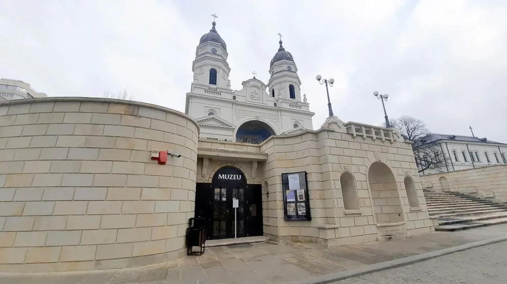La Muzeul Mitropolitan din Iași va fi deschisă o expoziție cu icoane ale Maicii Domnului