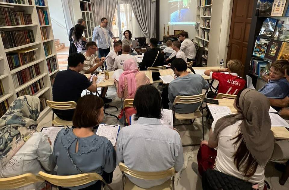 На Успенском приходе в Сингапуре провели «Географический диктант»