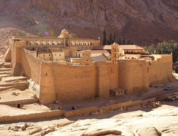 Οδοιπορικό στην Ιερά Μονή του Θεοβάδιστου Όρους Σινά