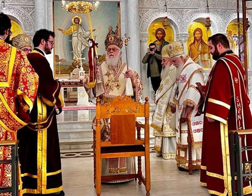 Αρχιεπίσκοπος Αναστάσιος: Πολυαρχιερατικό Συλλείτουργο για τα 51 χρόνια Αρχιερωσύνης