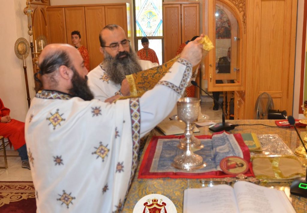 لا تَخَفْ آمنْ فقط