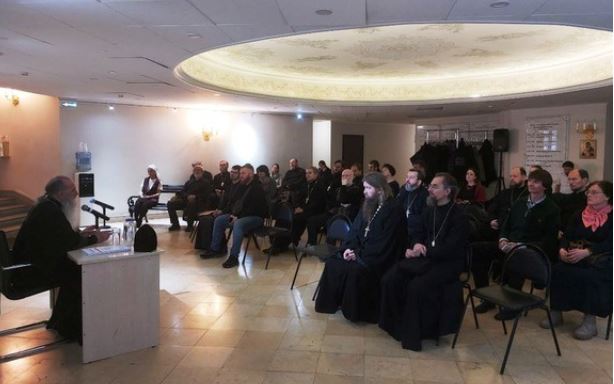 Епископ Мефодий провел семинары о церковной помощи наркозависимым в трех викарных округах Москвы