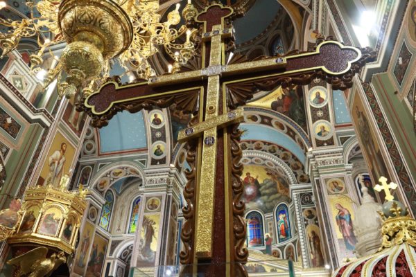 Η Πάτρα υποδέχεται σήμερα αντίγραφο του Σταυρού του Μεγάλου Κωνσταντίνου εκ της Ι.Μ.Μ. Βατοπαιδίου