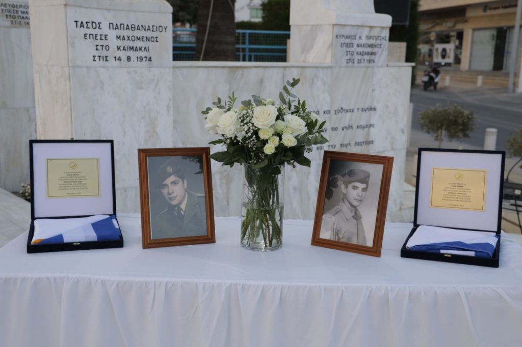 Οι προτομές των Γιαννάκη Γιαννάτζιη και Νίκου Κυριάκου-Κακή στο Μνημείο Ηρώων στην Αραδίππου