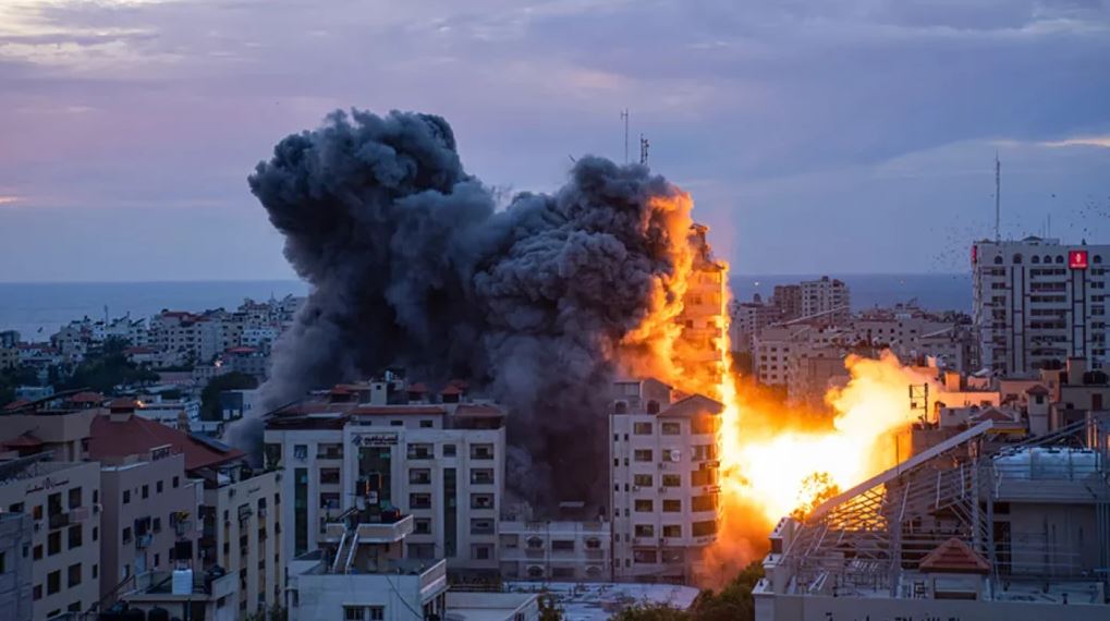 34η ημέρα χάους και βομβαρδισμών στη Λωρίδα της Γάζας