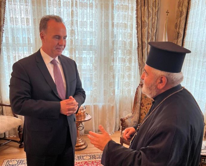 Στον Μητροπολίτη Γέροντα Δέρκων ο νέος Γενικός Πρόξενος της Ελλάδας στην Κωνσταντινούπολη