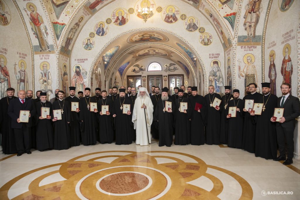 Ο Πατριάρχης Δανιήλ τίμησε τους συντελεστές της πανήγυρης για τον Προστάτη του Βουκουρεστίου