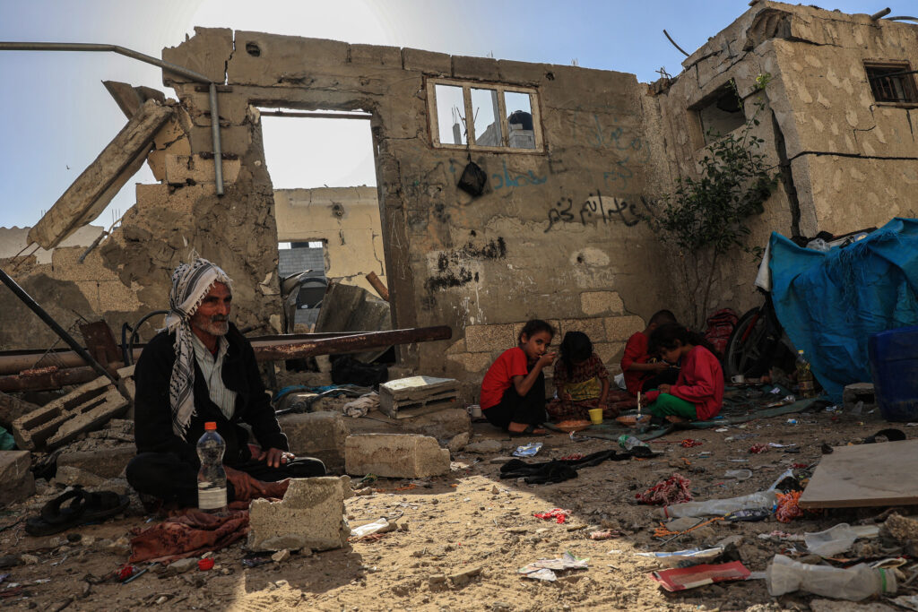 Γάζα: Βομβαρδισμοί εν αναμονή των «τετράωρων παύσεων» – Πλήγματα σε νοσοκομεία