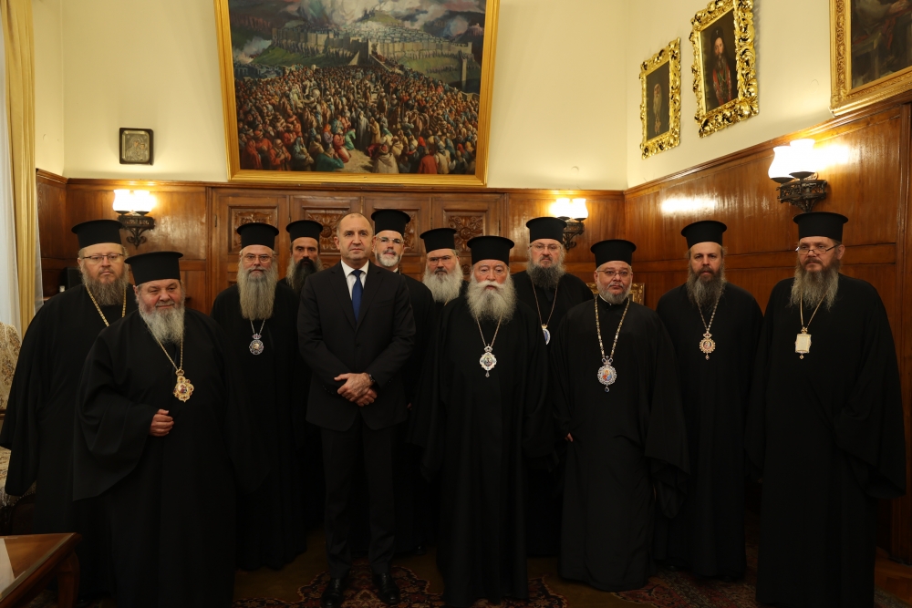 Σόφια: Ο Πρόεδρος Ράντεφ είχε συνάντηση με μέλη της Ιεράς Συνόδου του Πατριαρχείου Βουλγαρίας