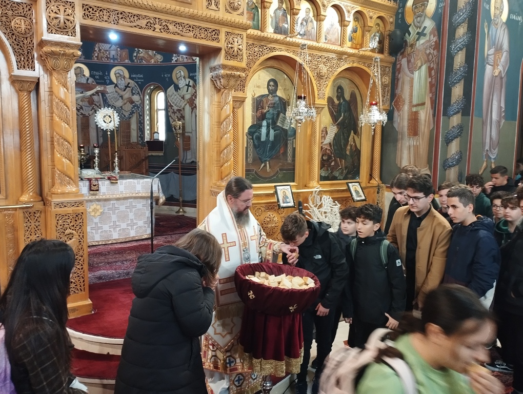 Νουθεσίες του Αιτωλίας και Ακαρνανίας Δαμασκηνού σε μαθητές ενόψει Χριστουγέννων