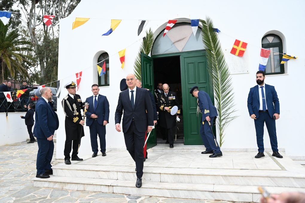 Παρουσία ΥΕΘΑ Νίκου Δένδια στον εορτασμό του Προστάτη του Πολεμικού Ναυτικού στη Σχολή Ναυτικών Δοκίμων στον Πειραιά