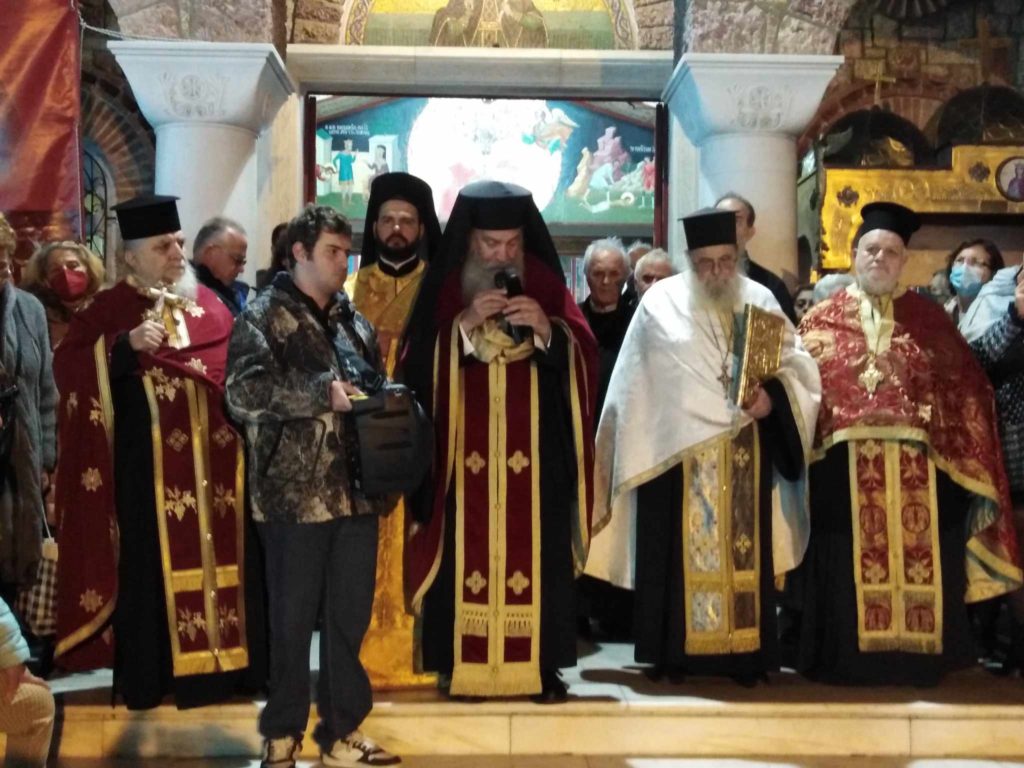 Ανεκλάλητη κατάνυξη για την προστάτιδα του Πυροβολικού μας Αγία Βαρβάρα, στον ομώνυμο ναό των Πατησίων