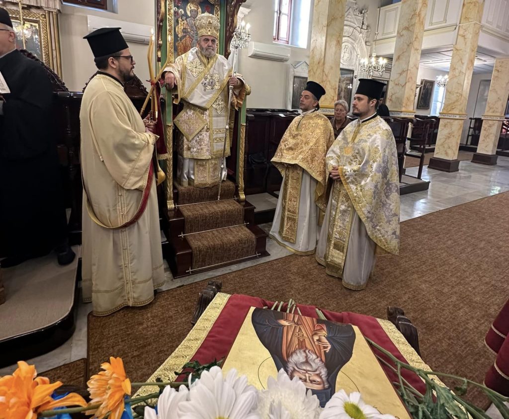 Ο Μητροπολίτης Γέρων Δέρκων στον Ιερό Ναό Αγίας Παρασκευής Βαθυρρύακος για την εορτή του Οσίου Πορφυρίου