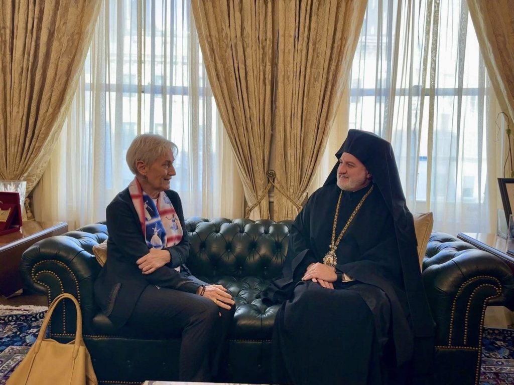 Ο Αρχιεπίσκοπος Αμερικής υποδέχθηκε την Πρέσβη της Ελλάδος στις ΗΠΑ Αικατερίνη Νασίκα
