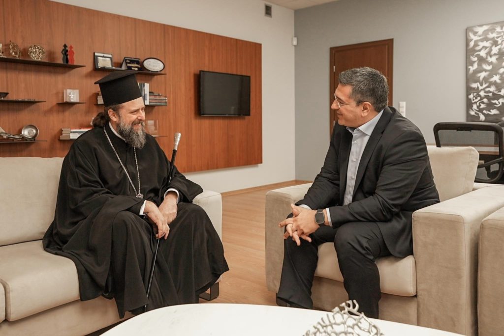 Ο Περιφερειάρχης Κεντρικής Μακεδονίας υποδέχθηκε τον Μητροπολίτη Θεσσαλονίκης Φιλόθεο