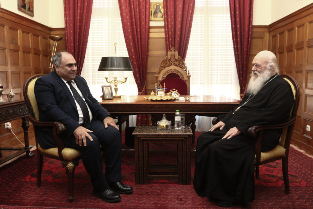 Εθιμοτυπική συνάντηση με τον νέο Πρέσβη της Κύπρου στην Αθήνα είχε ο Αρχιεπίσκοπος Αθηνών
