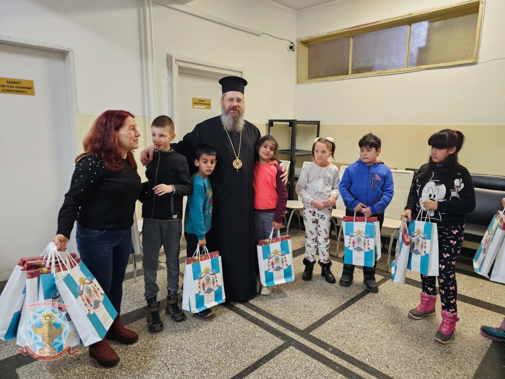 Епископ Поликарп посети Специално училище за ученици с увреден слух „Проф. д-р Дечо Денев“, гр. София