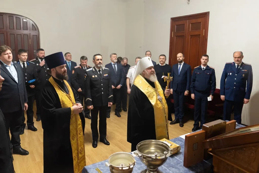 Председатель Синодального комитета по взаимодействию с казачеством освятил штаб Всероссийского казачьего войска в Москве