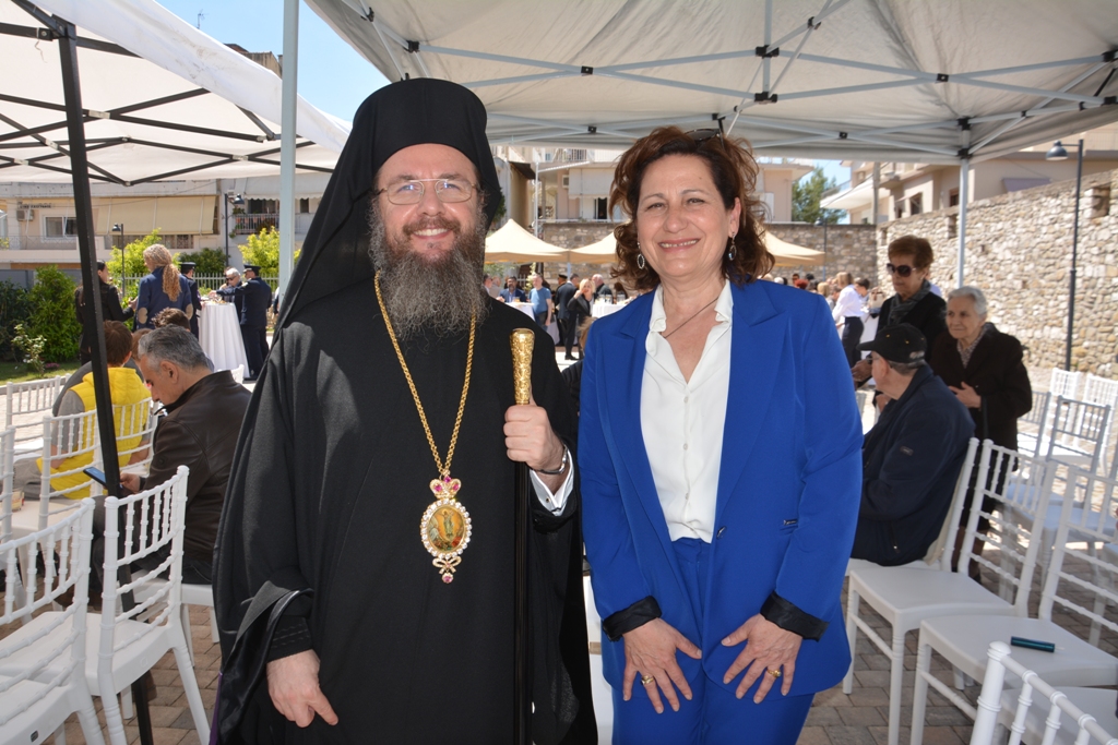 Ο Αιτωλίας και Ακαρνανίας Δαμασκηνός συγχαίρει την αρχαιολόγο Ολυμπία Βικάτου