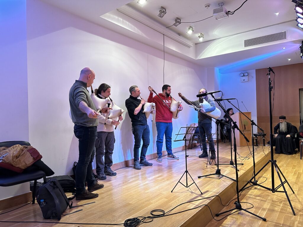 Xριστουγεννιάτικη γιορτή των μαθητών του Ωδείου «Σίμων Καράς»