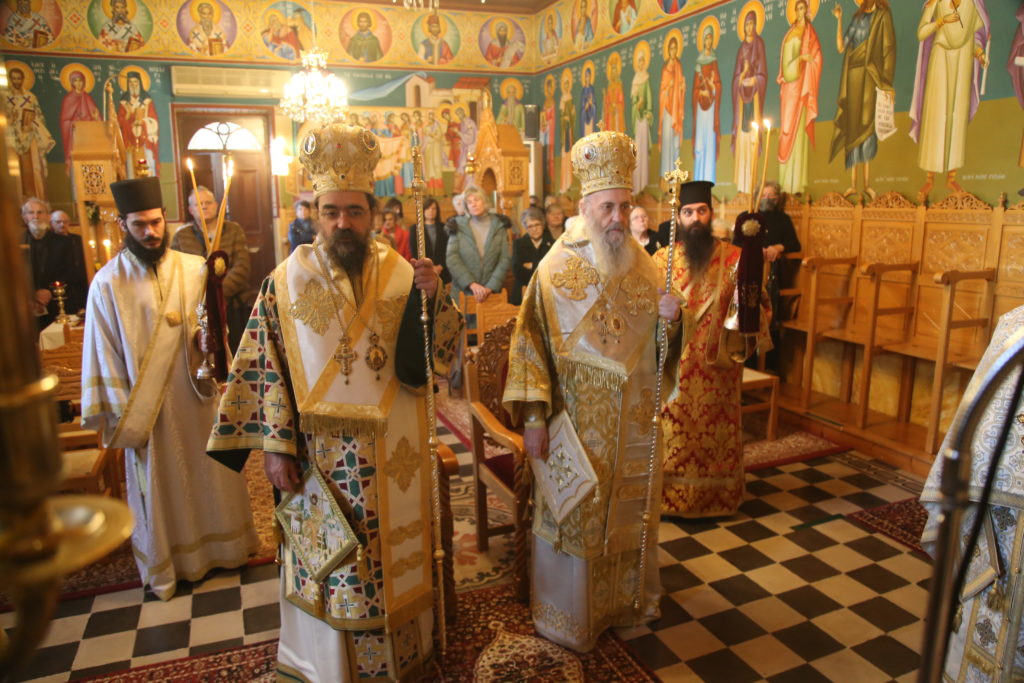 Ναύπακτος: Αρχιερατικό Συλλείτουργο στο πανηγυρίζον παρεκκλήσι του Αγίου Στεφάνου