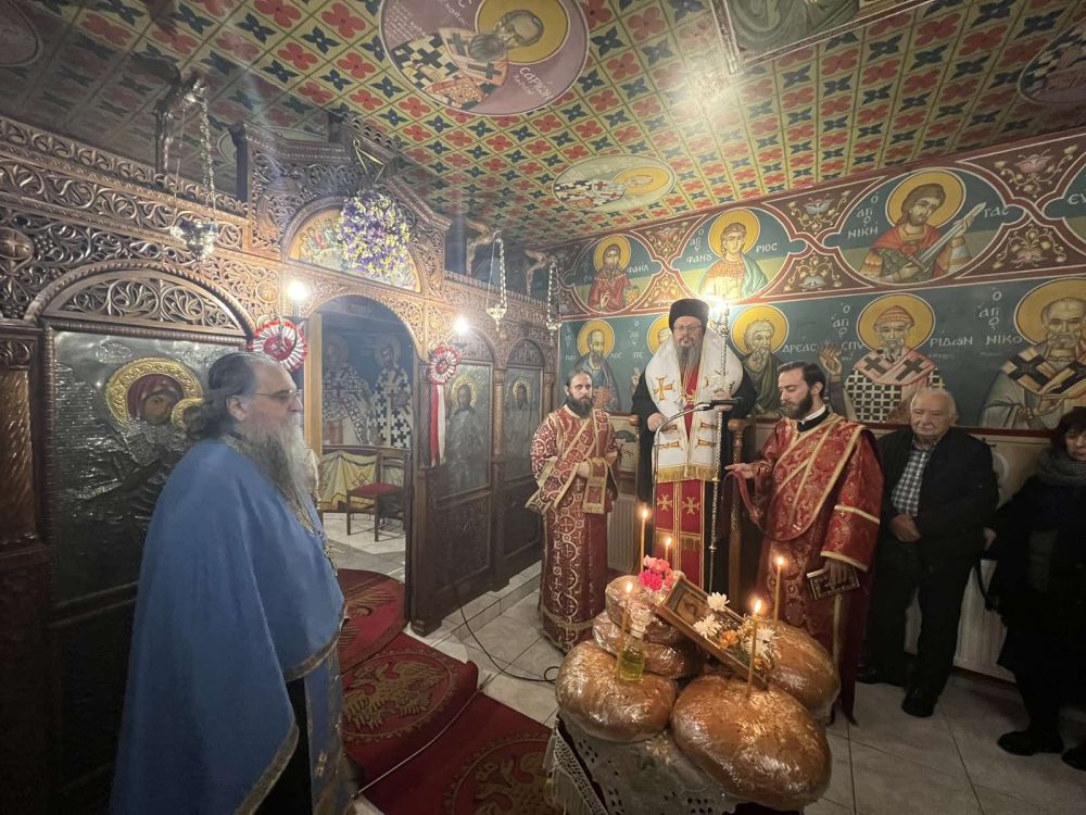 Στο πανηγυρίζον παρεκκλήσι Αγίου Ελευθερίου Λαρίσης ο Μητροπολίτης Ιερώνυμος