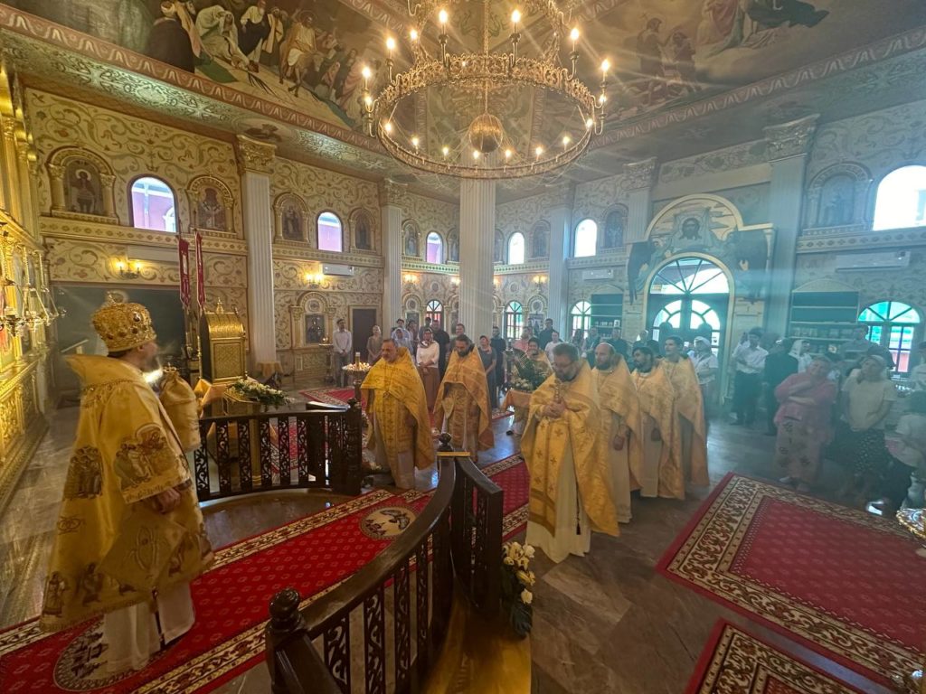 Патриарший экзарх Юго-Восточной Азии возглавил престольный праздник Николаевского собора Бангкока