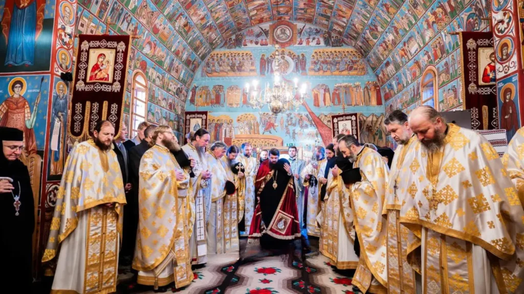 Paraclisul Mănăstirii Voroneț și-a serbat ocrotitorul: pe Sf. Daniil Sihastrul, primul stareț al obștii