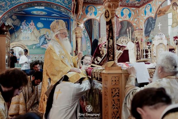 Χειροτονία Πρεσβυτέρου και Χειροθεσία Οικονόμου στην Αγριά του Βόλου