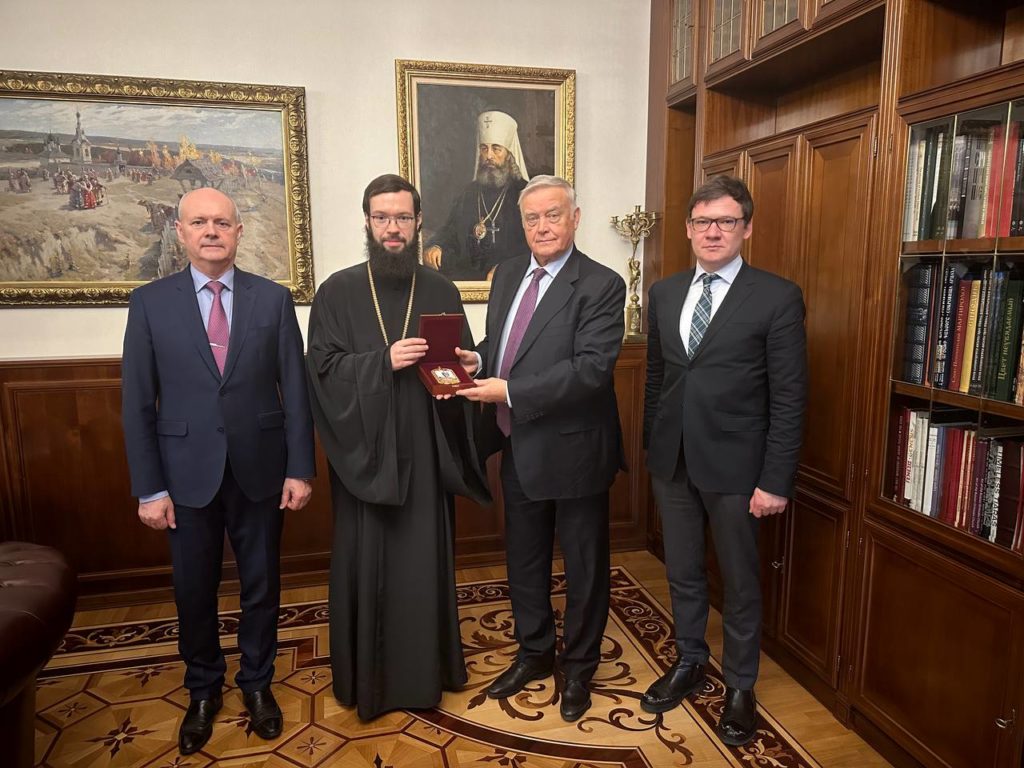 Митрополит Волоколамский Антоний встретился с председателем Попечительского совета Фонда Андрея Первозванного В.И. Якуниным