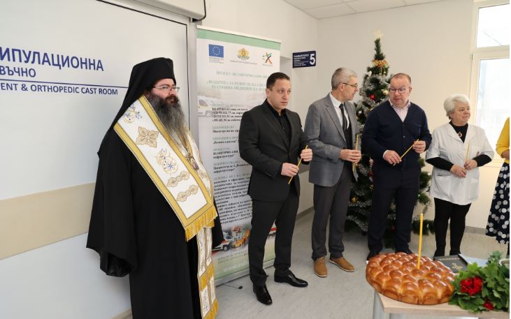 Мелнишкият епископ Герасим освети новооткритото спешно отделение на УМБАЛ “Царица Йоанна – ИСУЛ”